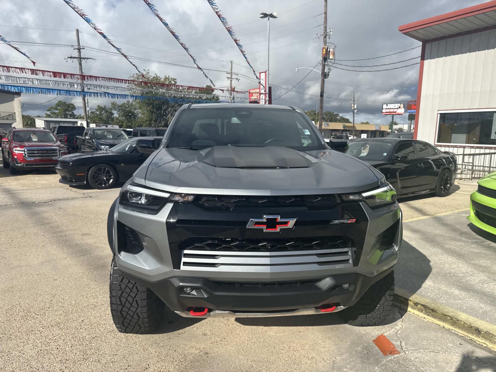 2024 Chevrolet Colorado ZR2 photo 2