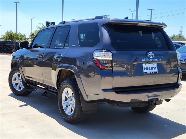 2023 Toyota 4Runner SR5 Premium photo 2