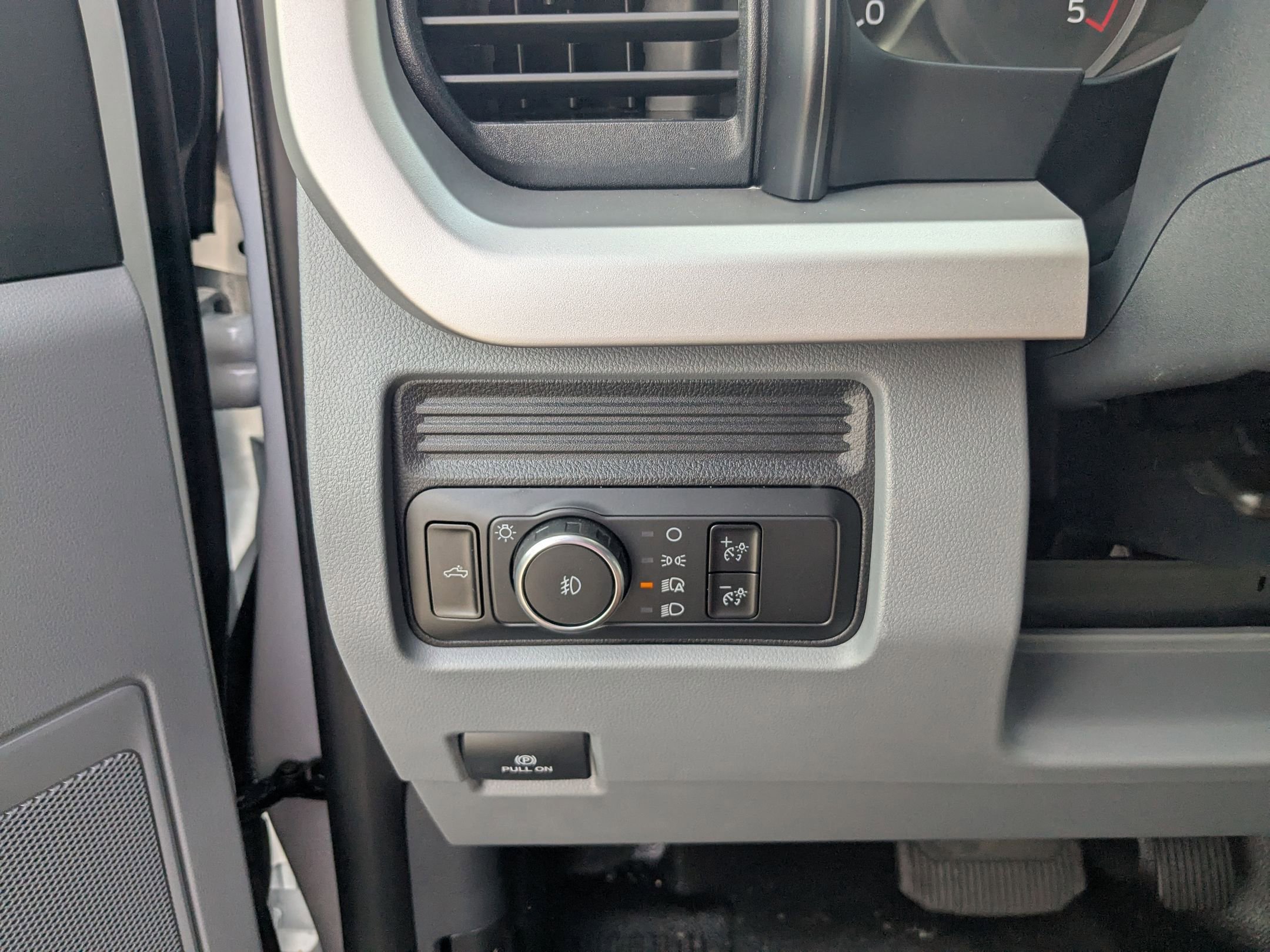 2025 Ford F-350 XL photo 16