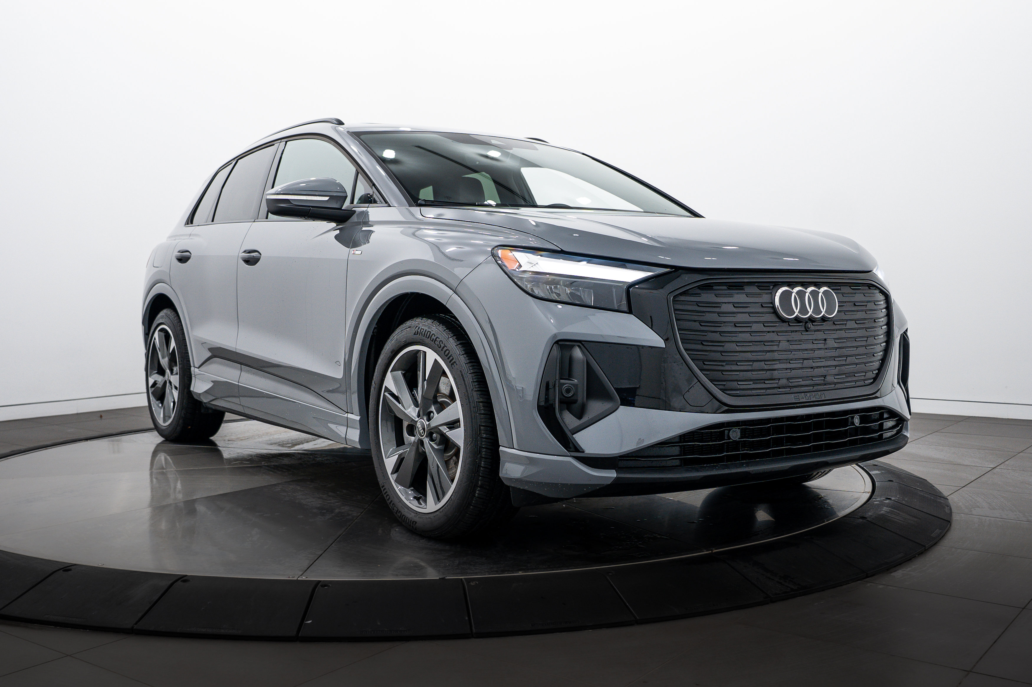 Certified 2025 Audi Q4 e-tron Premium with VIN WA1KUBFZ0SP002852 for sale in Highland Park, IL