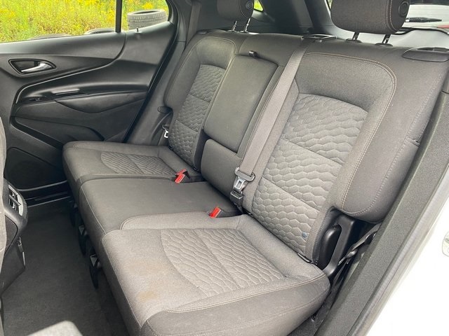 2018 Chevrolet Equinox LT photo 17