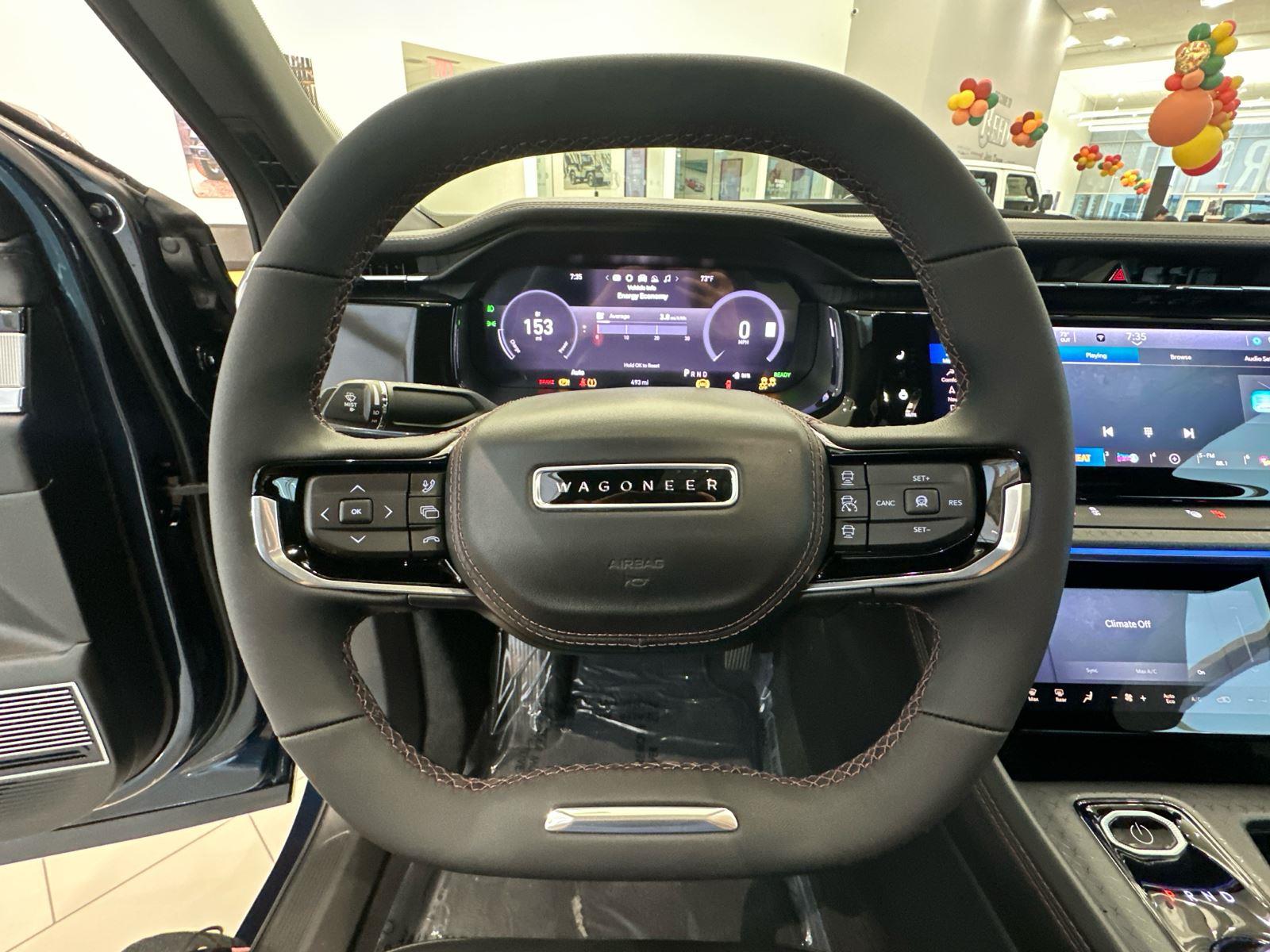 2025 Jeep Wagoneer S Limited photo 13