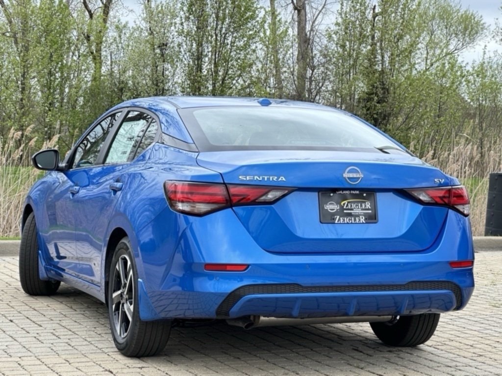 2025 Nissan Sentra SV photo 5