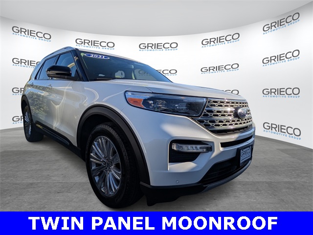 2021 Ford Explorer Limited's photo