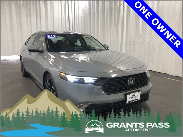 2024 Honda Accord Hybrid Touring's photo