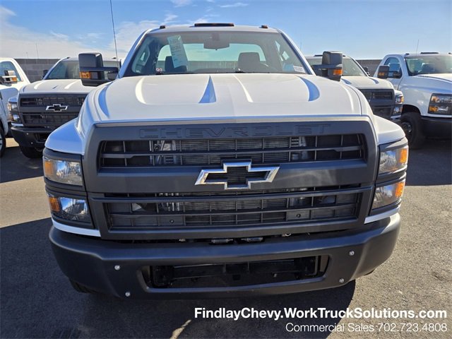 2024 Chevrolet Silverado 5500HD Work Truck photo 4