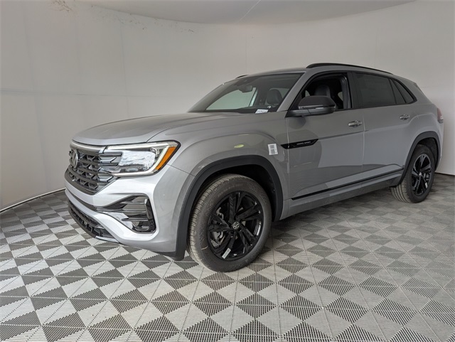 2025 Volkswagen Atlas Cross Sport SEL R-Line photo 4