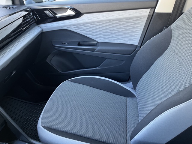 2023 Volkswagen Taos S photo 39