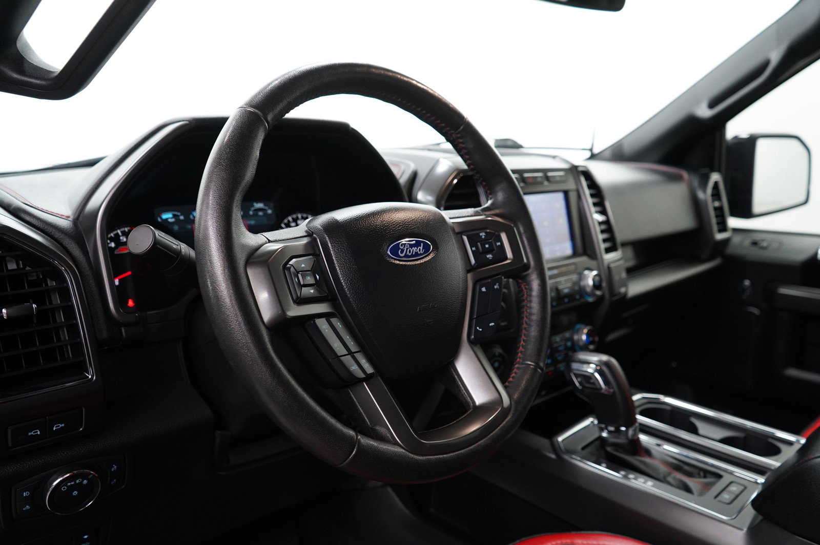 2020 Ford F-150 photo 17