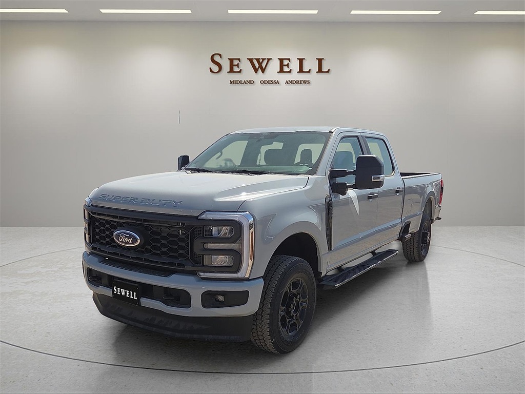 2025 Ford F-250 Super Duty XL's photo