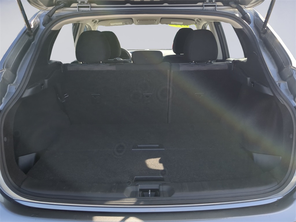 2017 Nissan Rogue Sport SV photo 19
