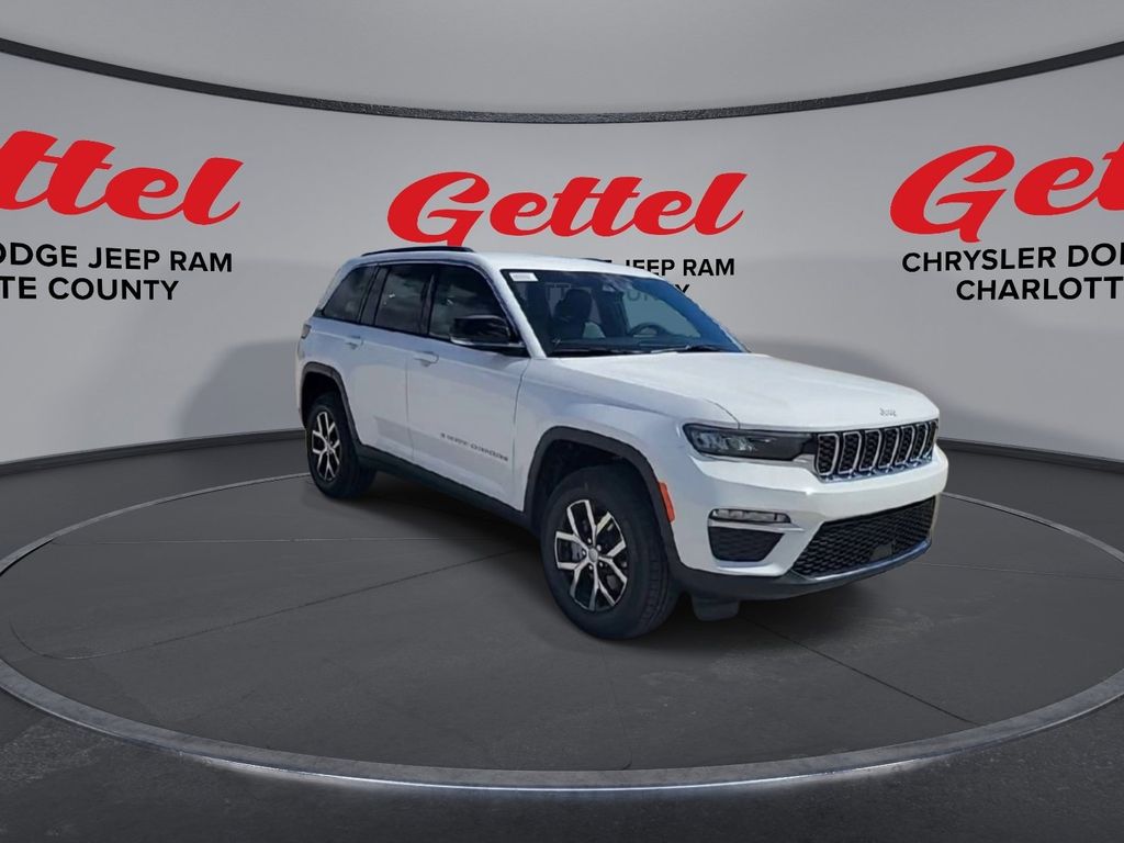 2025 Jeep Grand Cherokee Limited photo 2