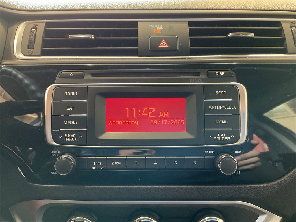 2016 Kia Rio LX photo 13