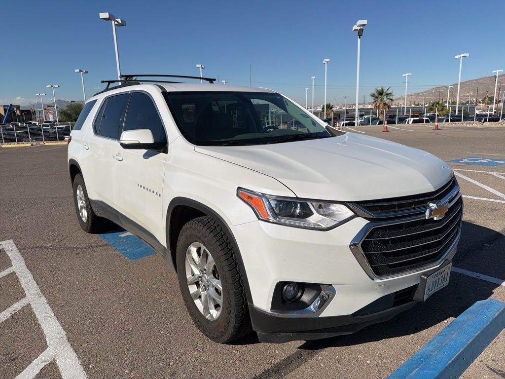 2020 Chevrolet Traverse 1LT photo 4