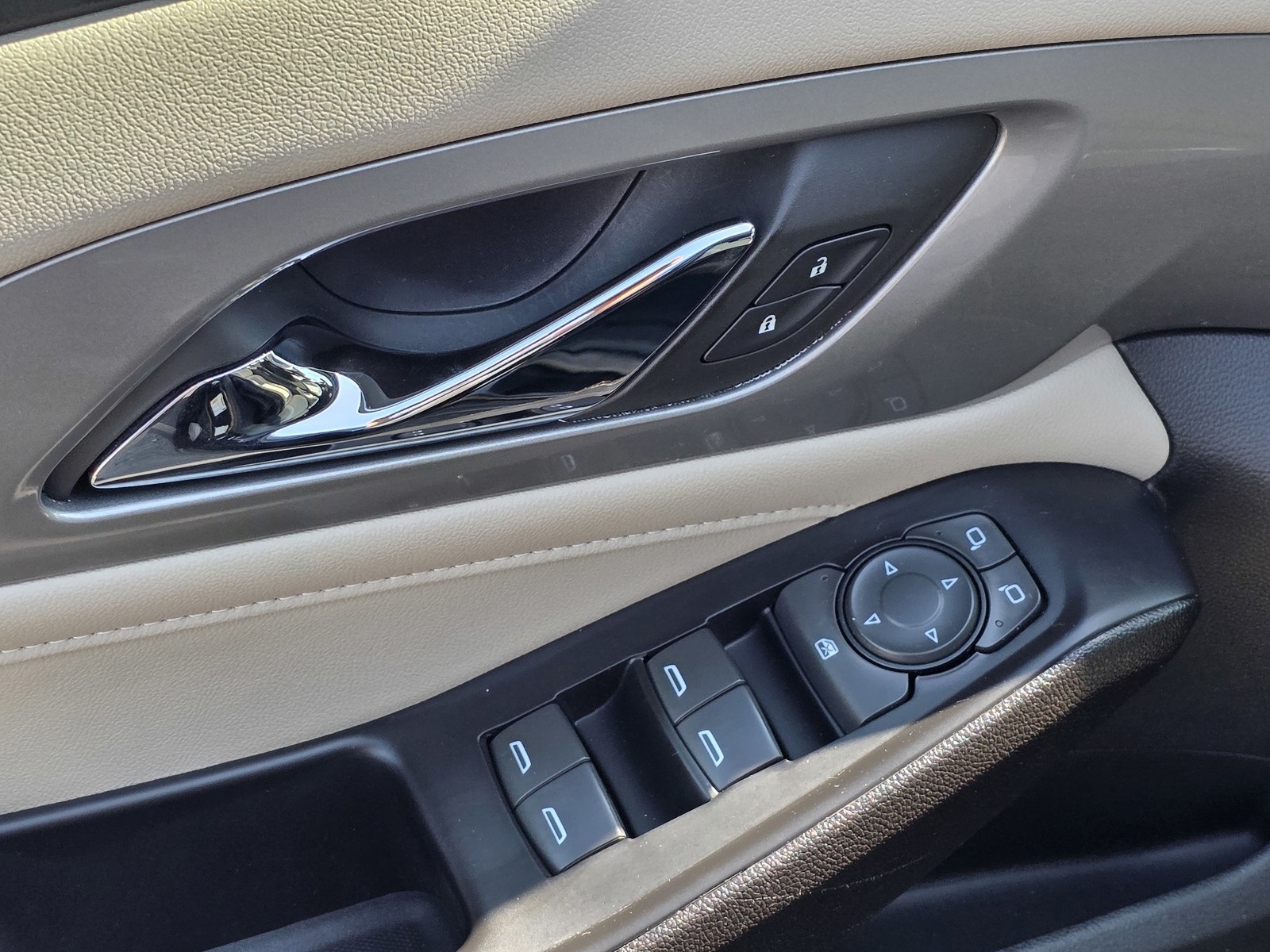 2023 Chevrolet Traverse LS photo 22