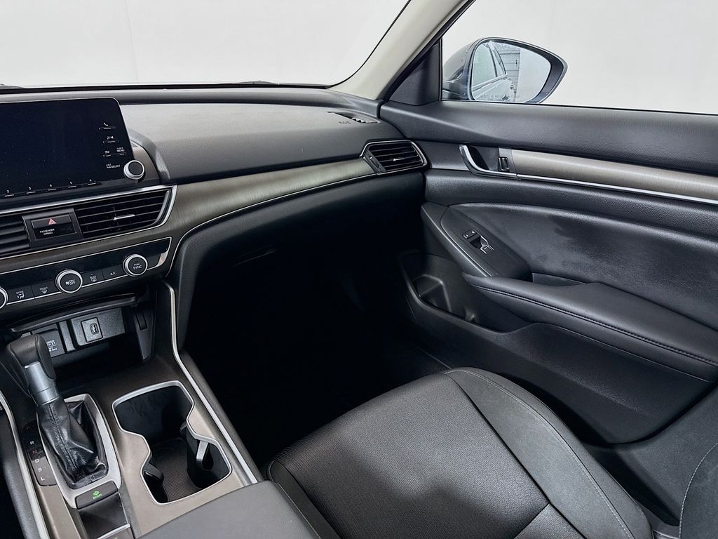 2019 Honda Accord LX 1.5T photo 20