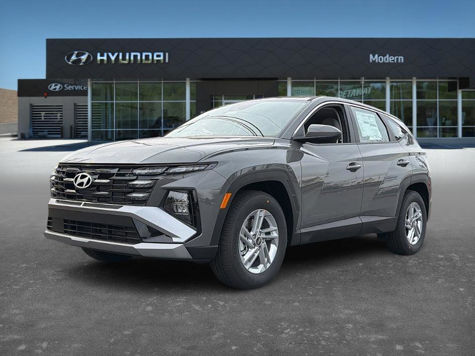2026 Hyundai Tucson SE's photo