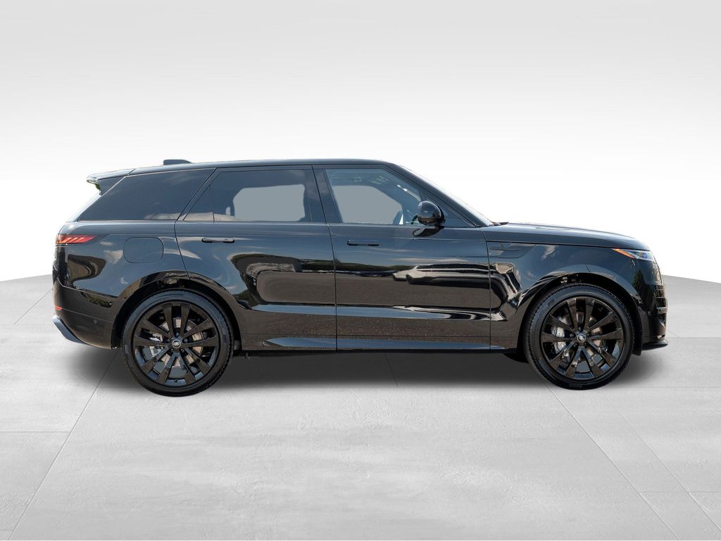 2025 Land Rover Range Rover Sport SE photo 8