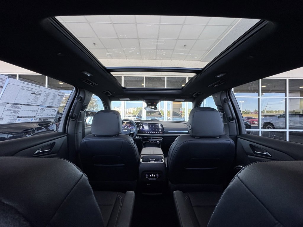 2026 Chevrolet Traverse photo 4