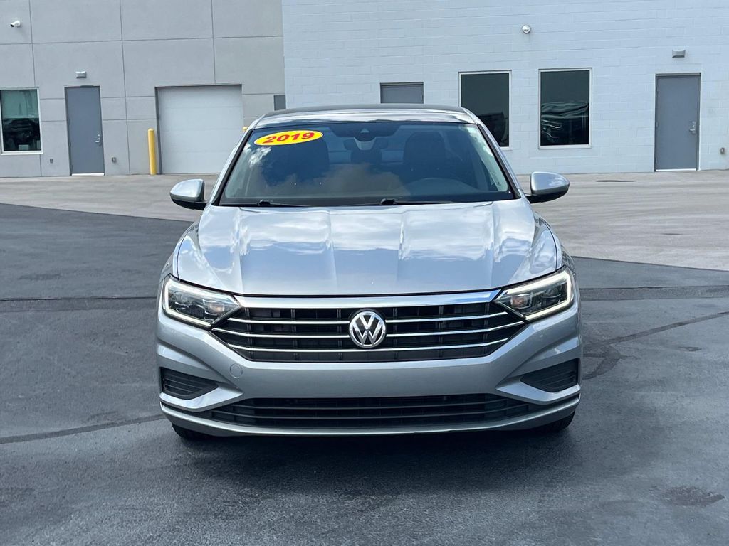 Used 2019 Volkswagen Jetta SEL with VIN 3VWE57BU4KM174683 for sale in Tullahoma, TN
