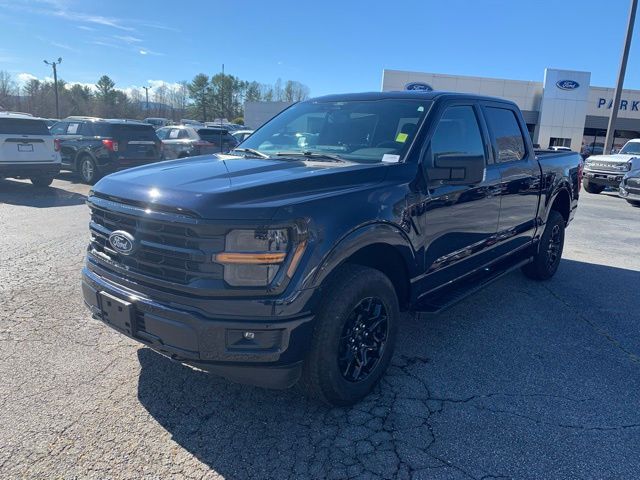 2024 Ford F-150 XLT photo 4