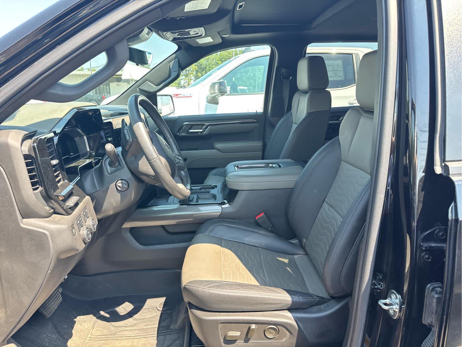 2022 Chevrolet Silverado 1500 ZR2 photo 9