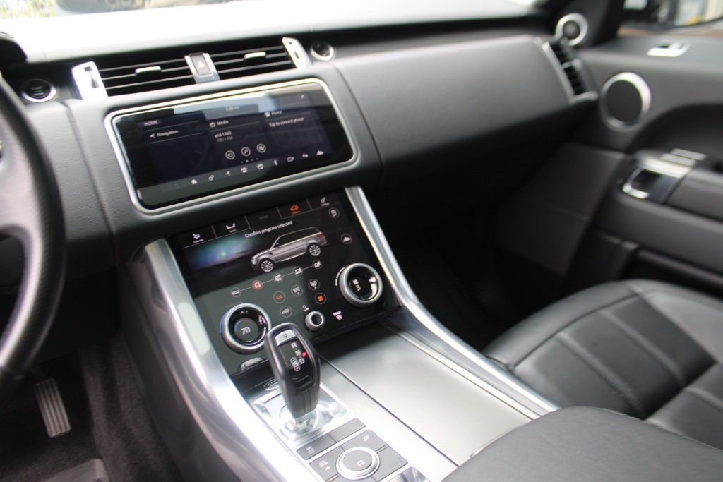 2020 Land Rover Range Rover Sport SE photo 16