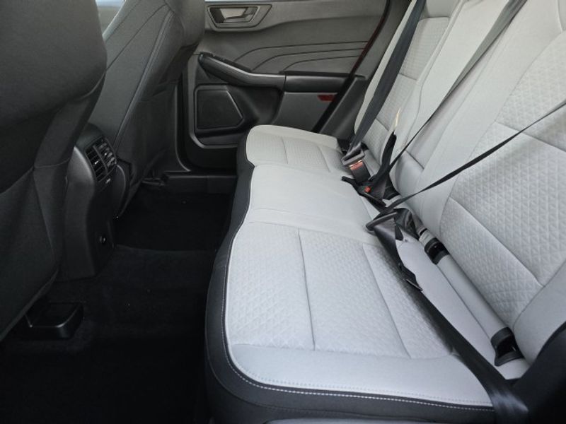 2025 Ford Escape Active photo 10