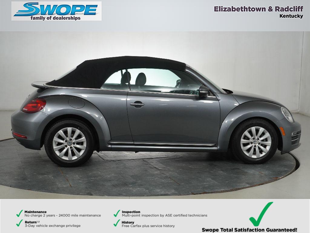2019 Volkswagen Beetle S photo 2