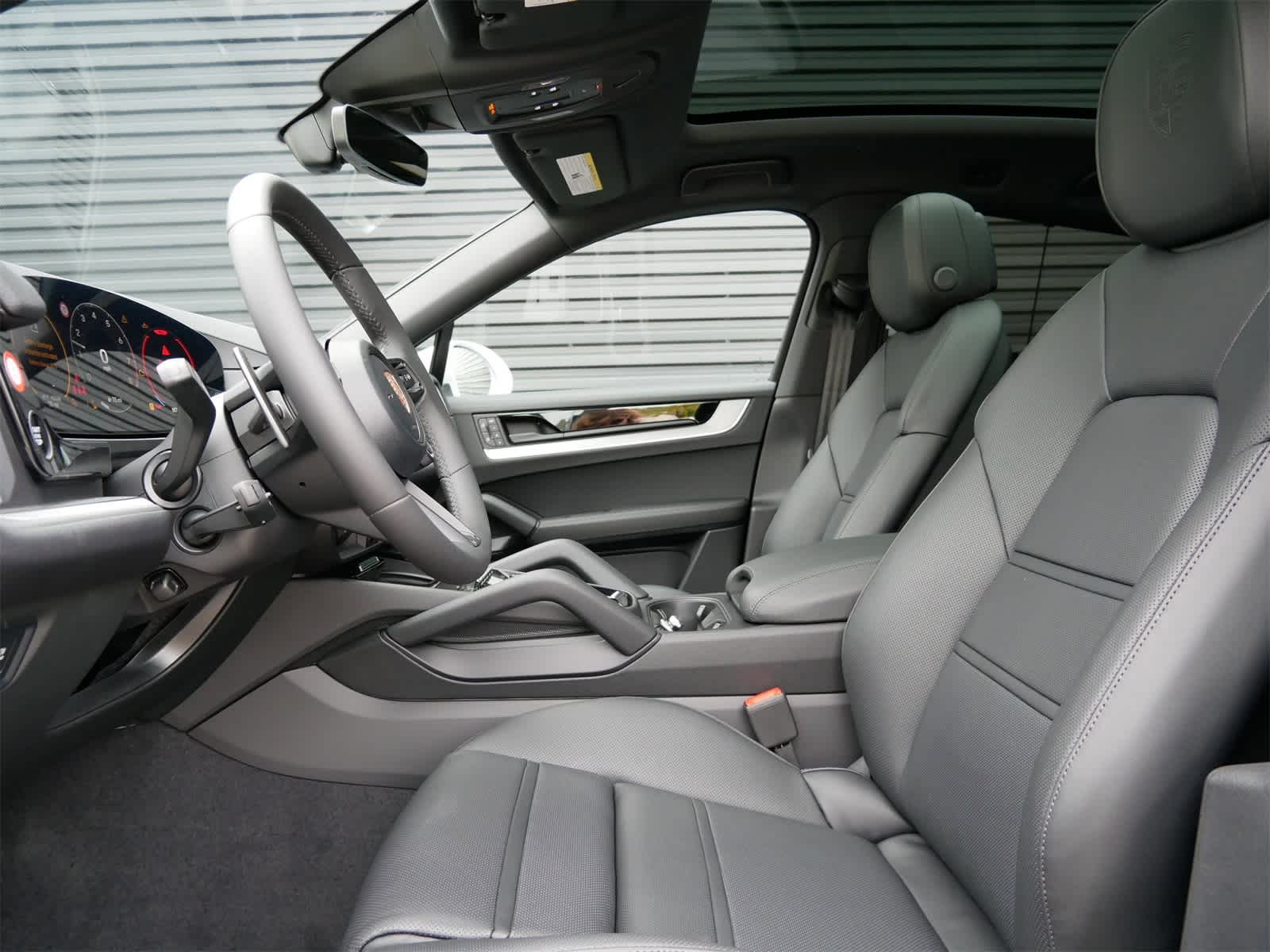2026 Porsche Cayenne Coupe photo 5