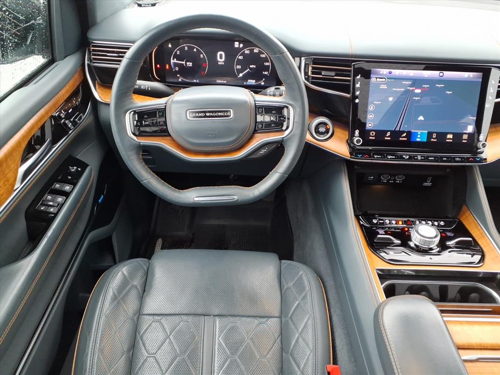 2024 Jeep Grand Wagoneer L III photo 3