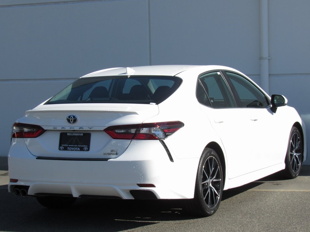 2023 Toyota Camry Hybrid SE photo 6