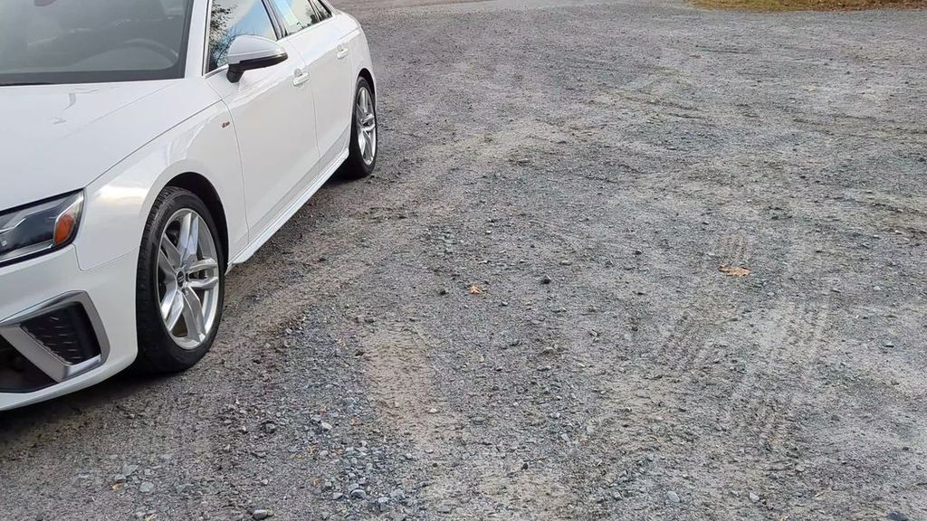 2024 Audi A4 45 S line Premium Plus Quattro photo 4