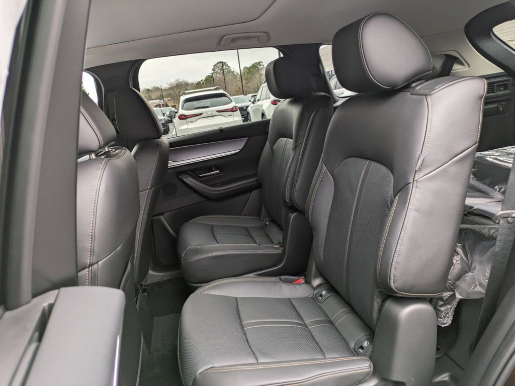 2024 Mazda CX-90 Premium photo 15