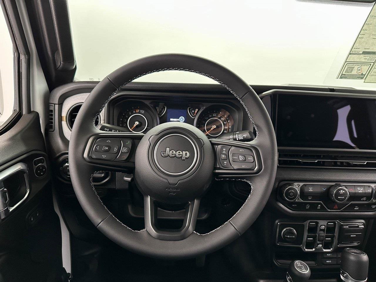 2025 Jeep Gladiator Sport S photo 9