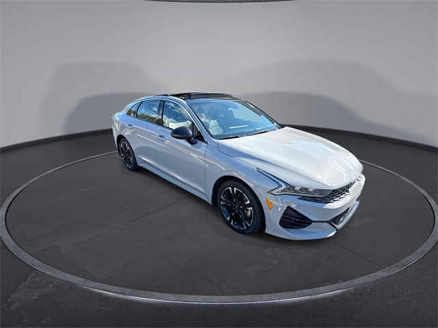 2023 Kia K5 GT-Line photo 2