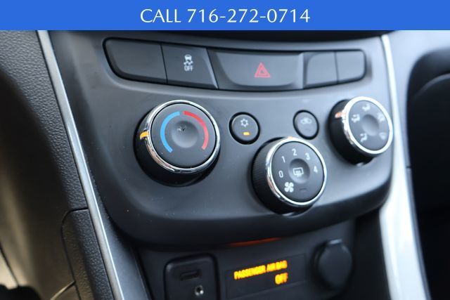 2021 Chevrolet Trax LS photo 14