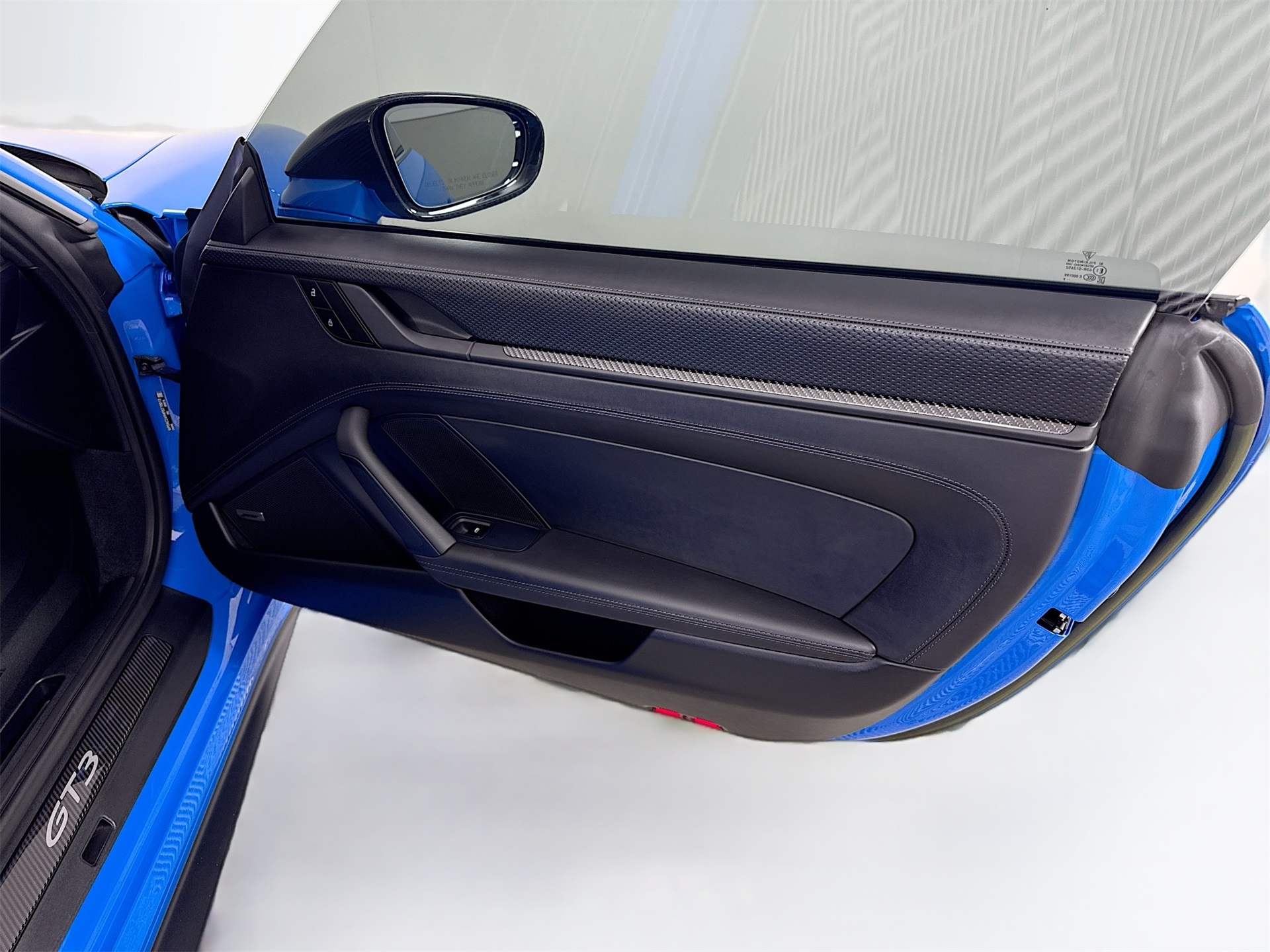 2023 Porsche 911 GT3 Touring photo 25