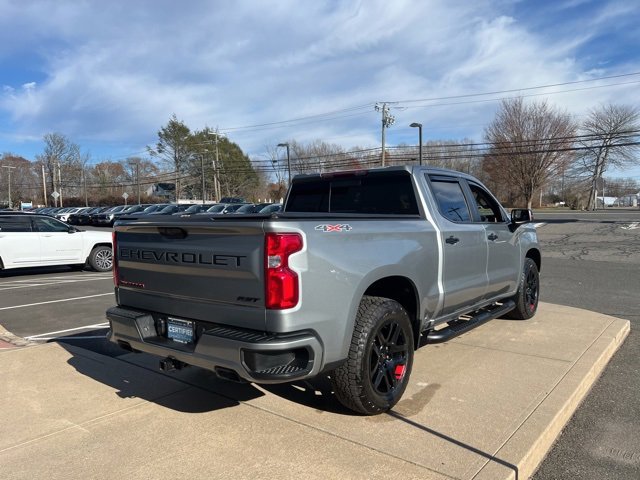 2024 Chevrolet Silverado 1500 RST photo 2