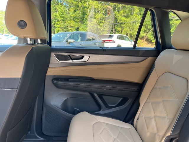 2026 Volkswagen Atlas Cross Sport SE Technology photo 13