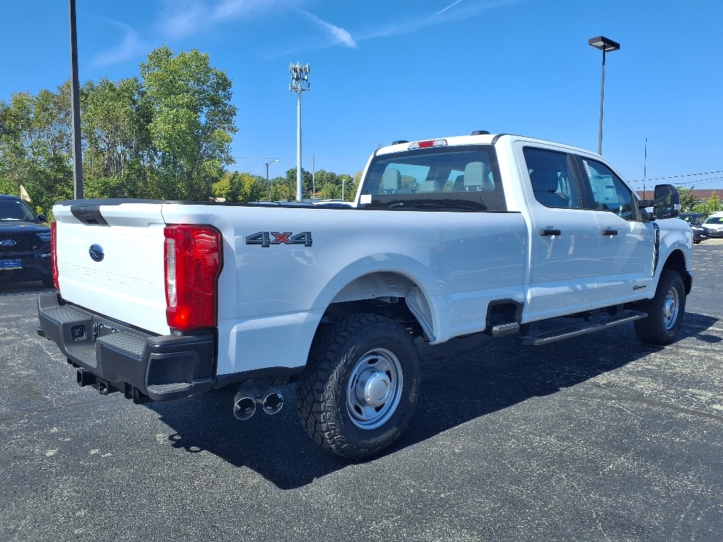 2026 Ford F-350 XL photo 4