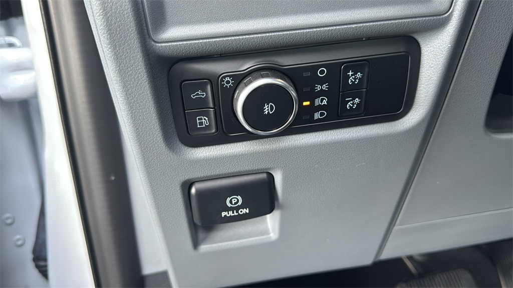 2024 Ford F-150 XLT photo 17