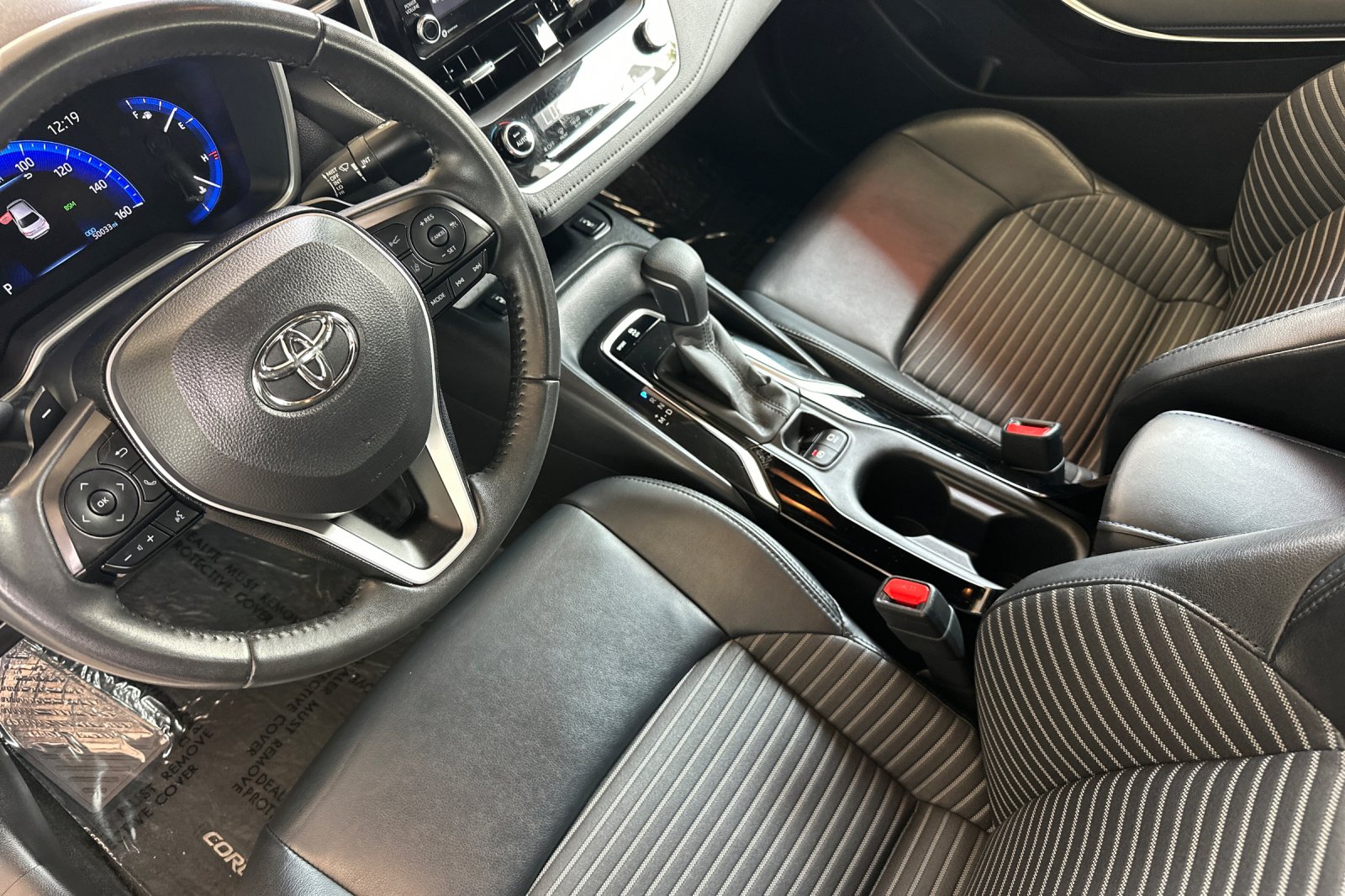 2022 Toyota Corolla XSE photo 9