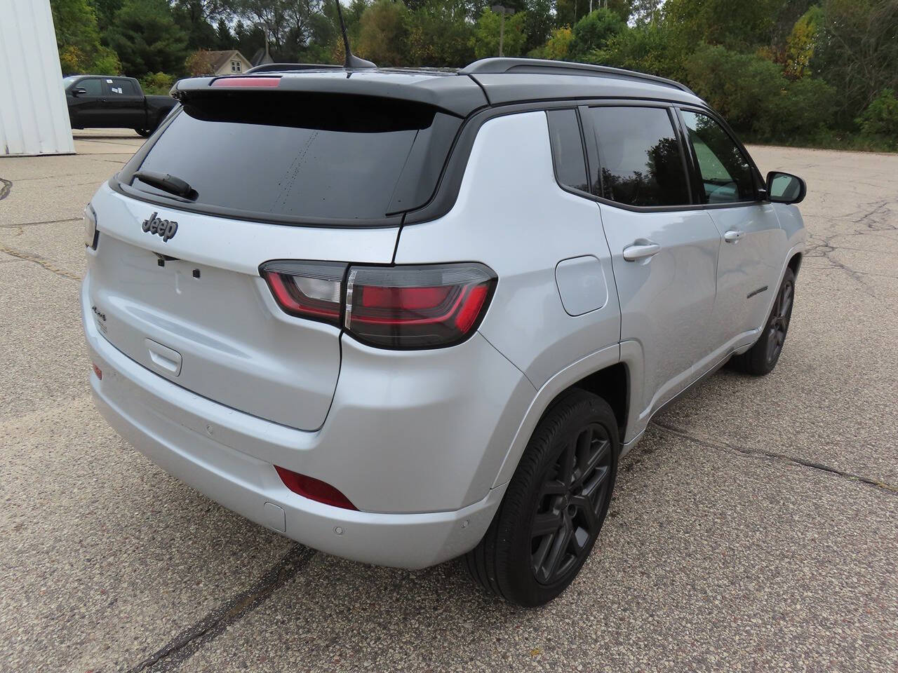 2024 Jeep Compass Limited photo 4