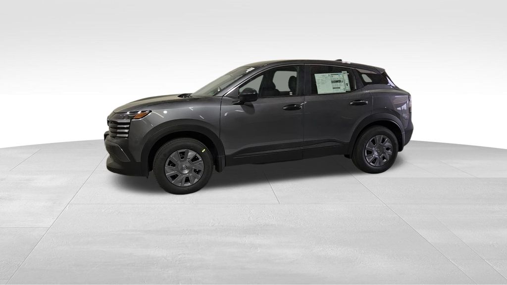 2025 Nissan Kicks S photo 2