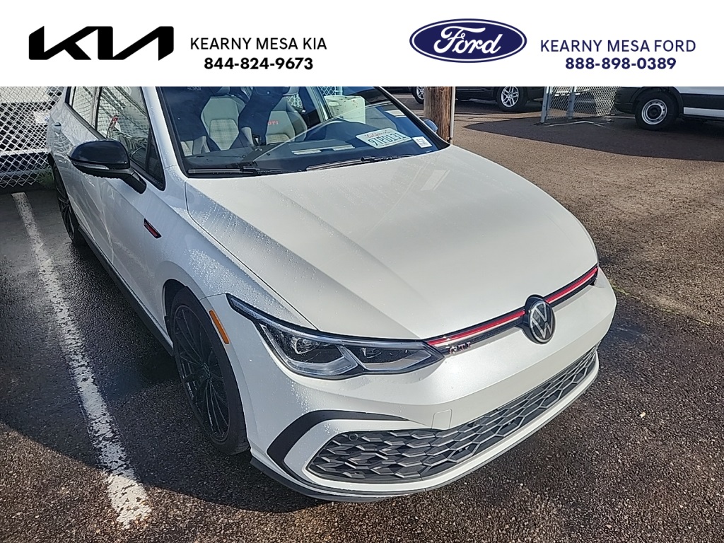 2023 Volkswagen Golf GTI 40TH Anniversary Edition's photo