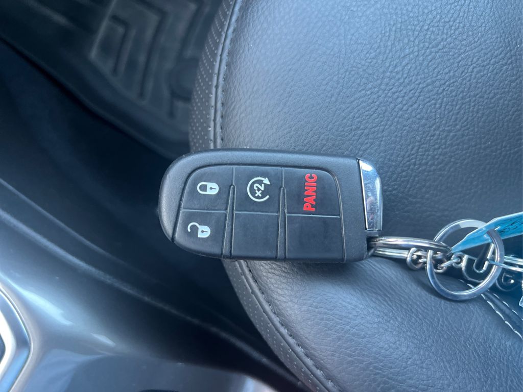 2021 Jeep Renegade Limited photo 32