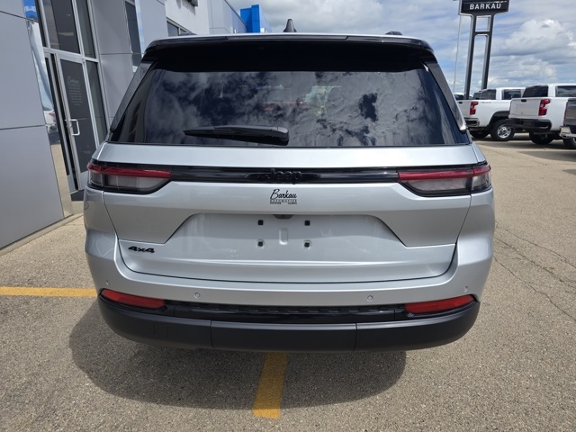 2025 Jeep Grand Cherokee Altitude X photo 5