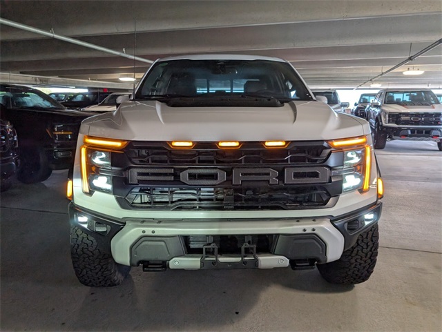 2025 Ford F-150 Raptor photo 3
