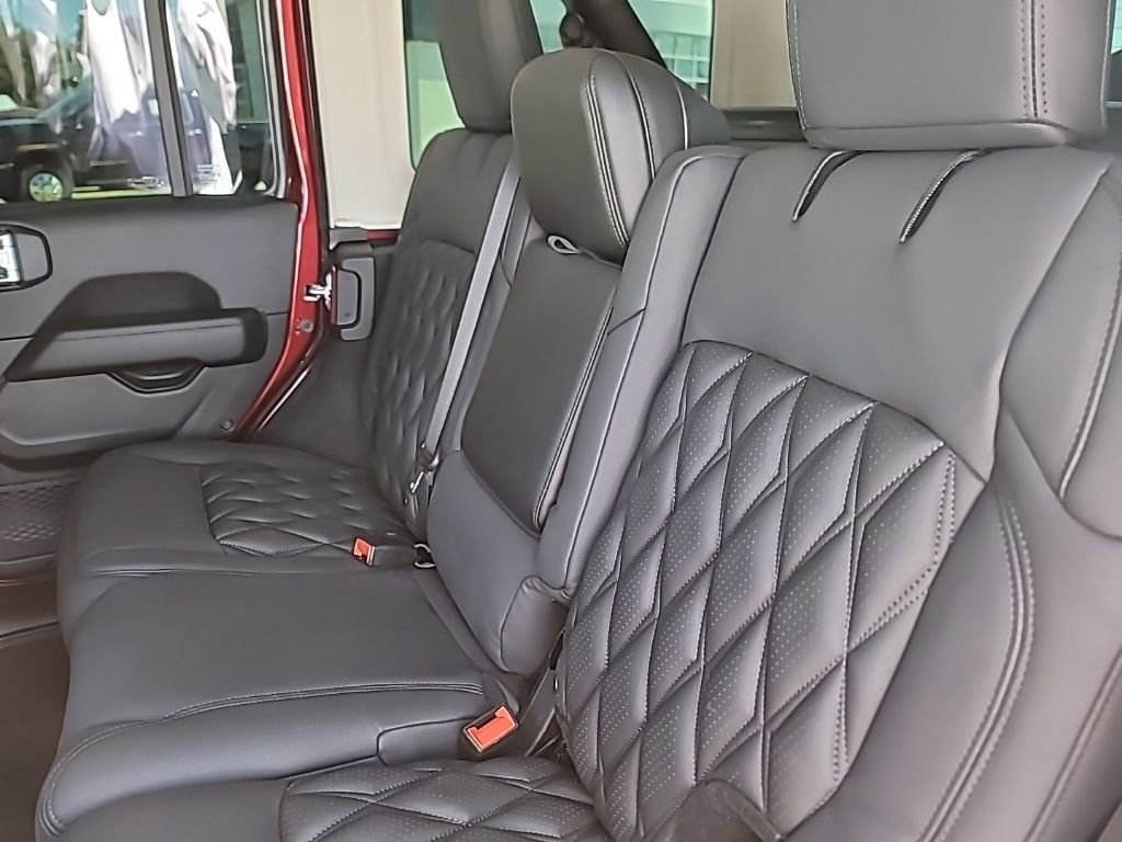 2021 Jeep Wrangler Unlimited Rubicon 392 photo 16